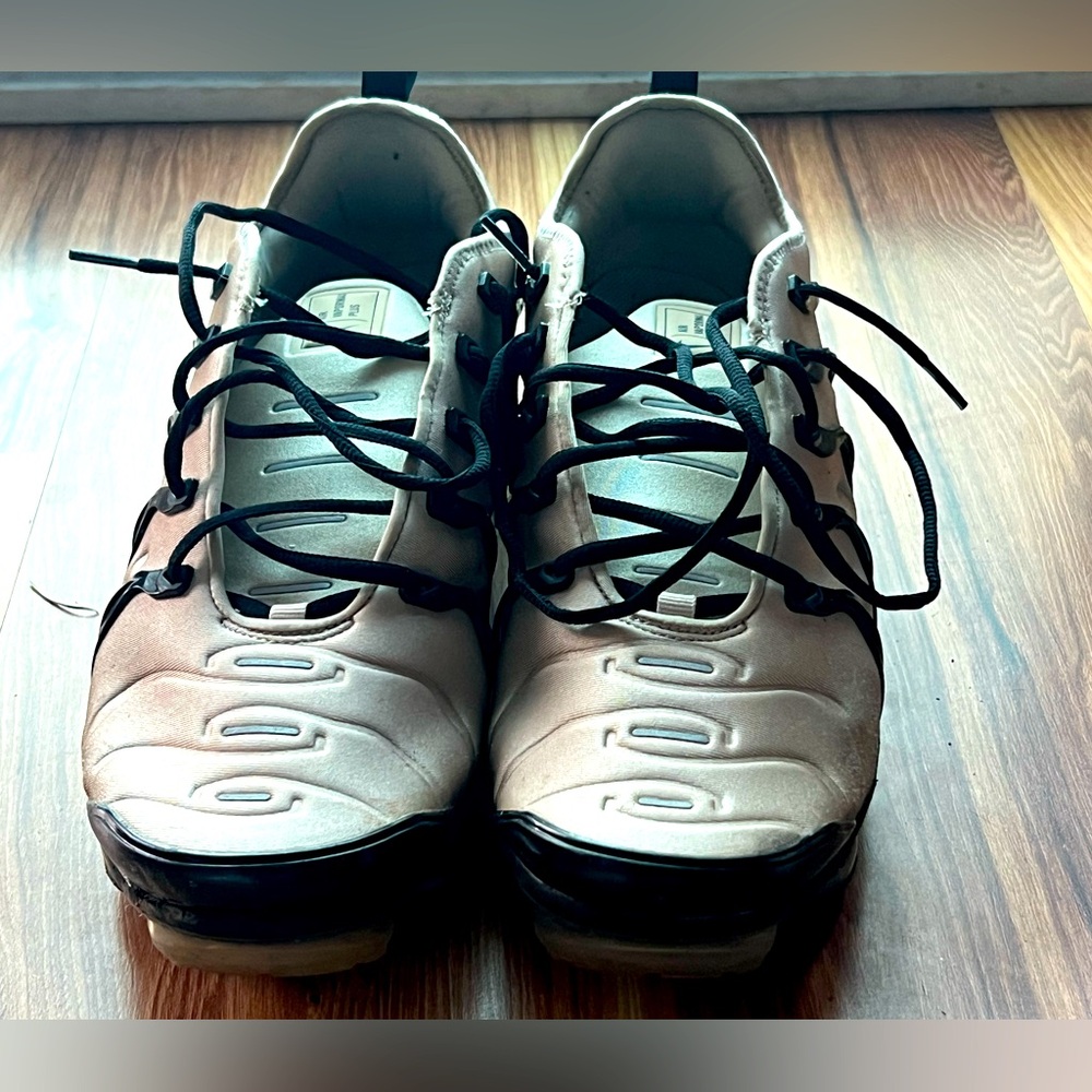MEN'S NIKE AIR VAPORMAX PLUS